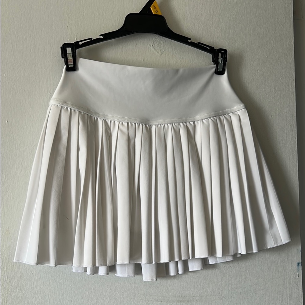 CRZ YOGA Feathery-Fit Soft High Waist Pleated Tennis Skirt 14'' w/ inner shorts